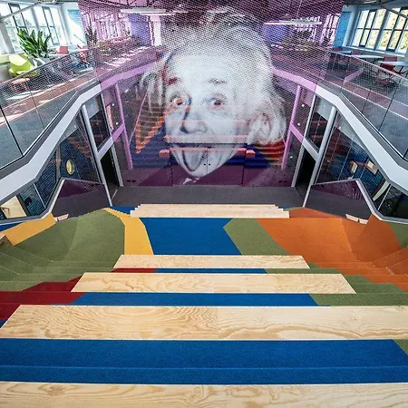 Brucklyn Ξενοδοχείο *